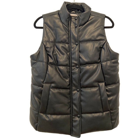 Isaac Mizrahi Jackets & Blazers - Isaac Mizrahi Live Faux Leather Zip Front Quilted Vest Black Small